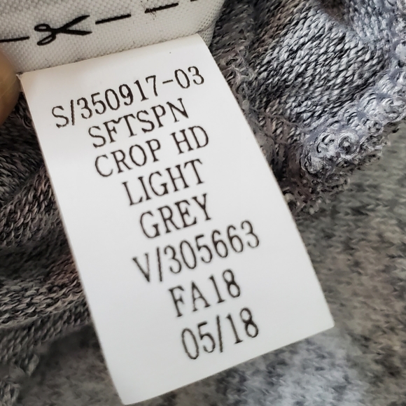 NWOT Gap Soft Spin Cropped Hoodie Size LP - Picture 10 of 13